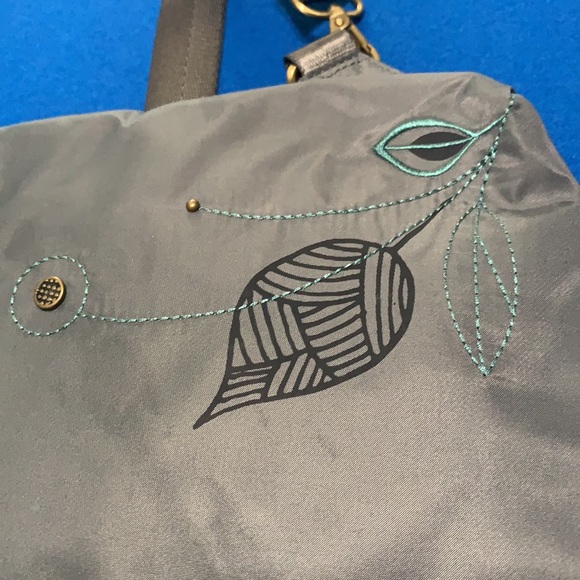 Chala venture sling messenger backpack - Picture 6 of 11